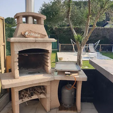 Warm House Close To Amenities Tarnos
