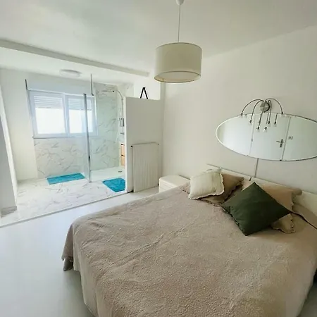 Warm House Close To Amenities Tarnos